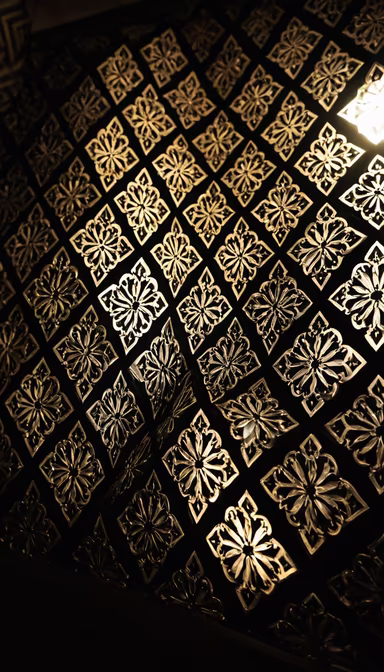 Golden Lattice