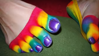 Rainbow Toes