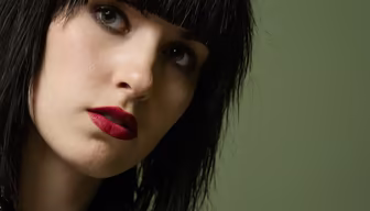 Crimson Lips Crimson Lips