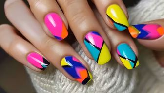 Geometric Nails Geometric Nails