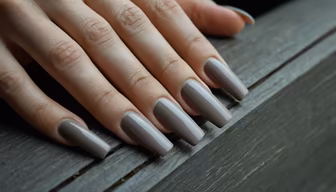 Nude Nails