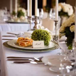 Elegant Table Setting Elegant Table Setting