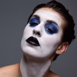 Bold Beauty Bold Beauty