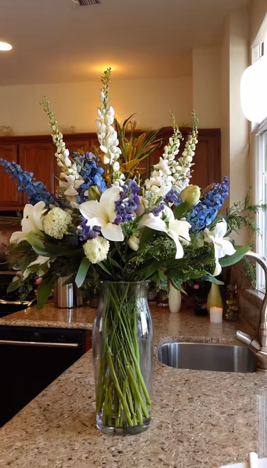 Floral Arrangement Floral Arrangement