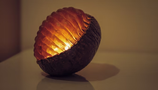 Glowing Coconut Lamp